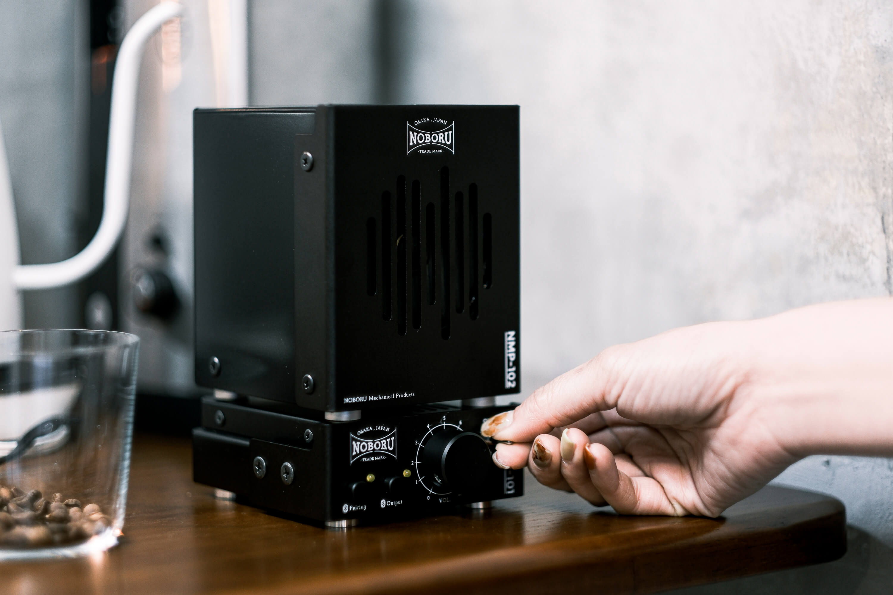 ボックススピーカー単体NMP-102B【ブラック】/スタックアンプ用金属製